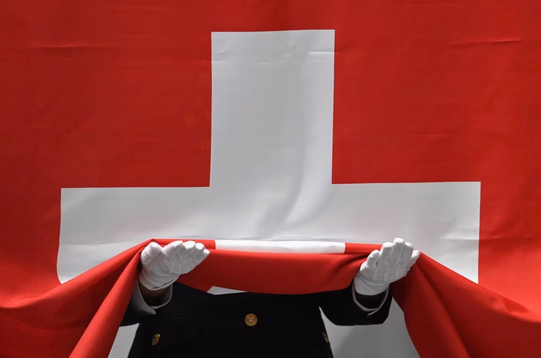 Bases militaires et défense aérienne : la Suisse s&rsquo;engage à renforcer ses investissements sécuritaires malgré les défis