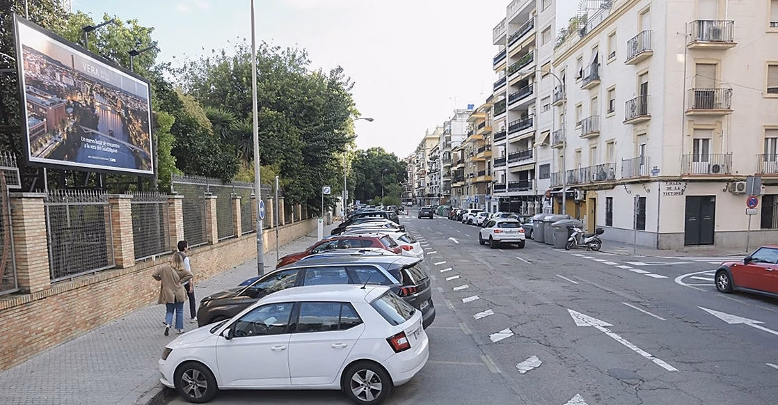 À Marseille, Mohamed gagne plus de 3000 euros cet été en louant ses voitures pour arrondir ses fins de mois